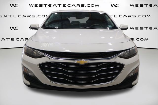 2023 Chevrolet Malibu 1LT photo 2