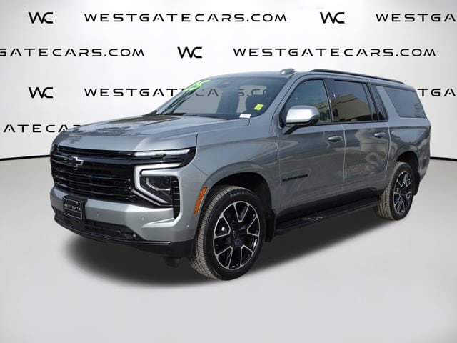 2025 Chevrolet Suburban RST's photo
