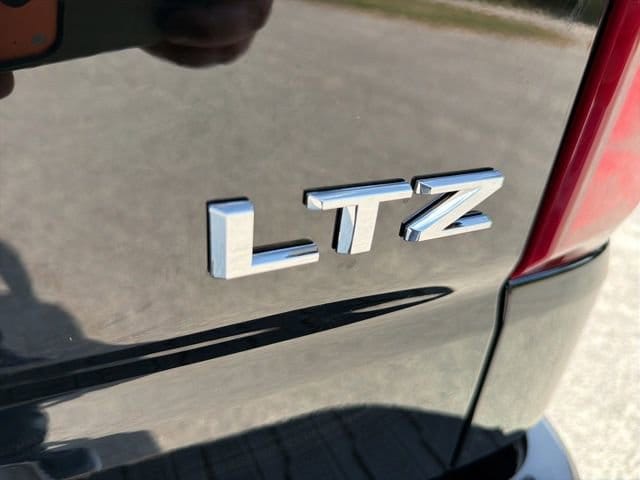 2026 Chevrolet Silverado 1500 LTZ - Photo 15