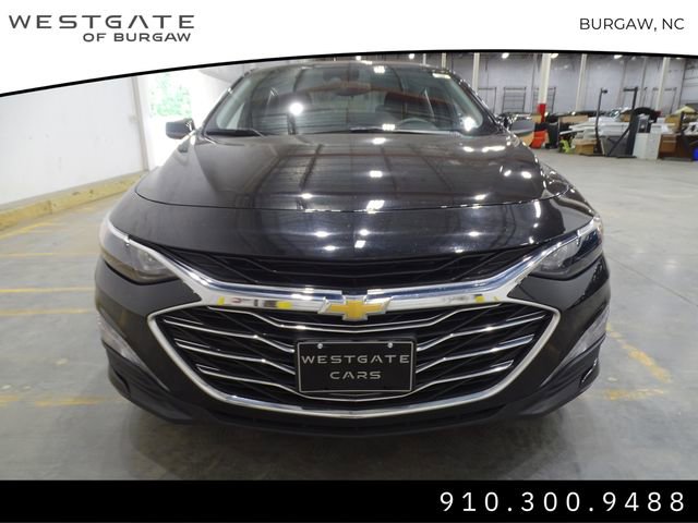2023 Chevrolet Malibu 1LT photo 2