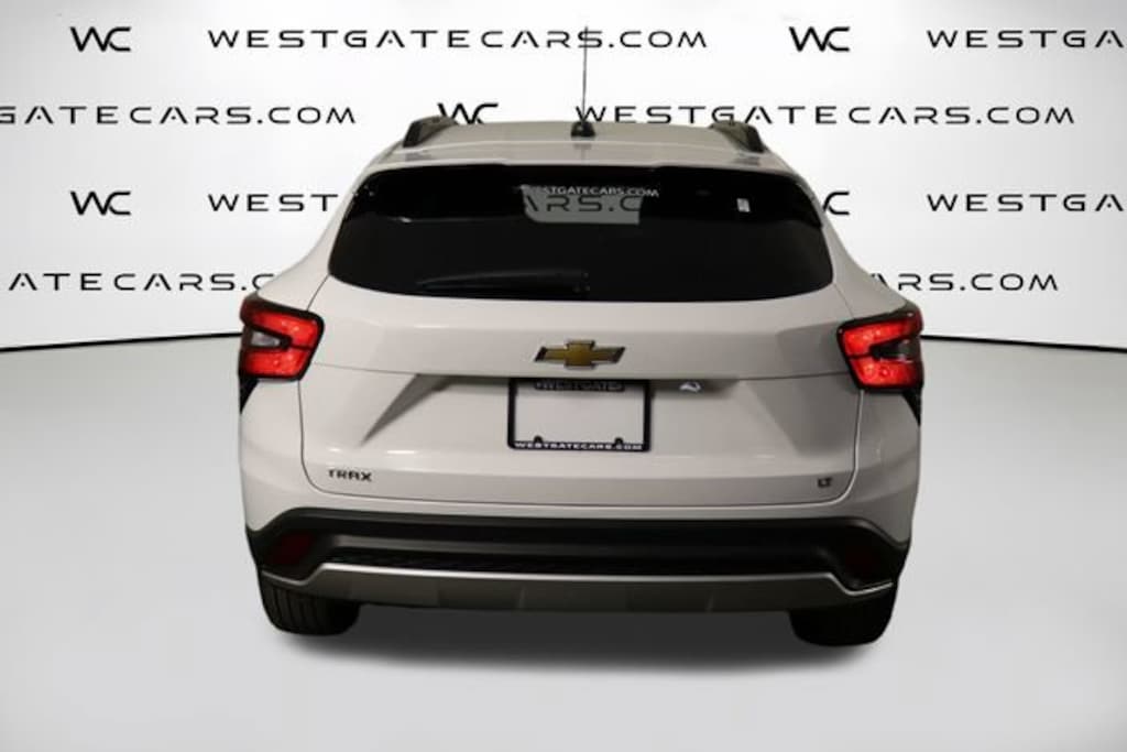 Used 2026 Chevrolet Trax LT SUV