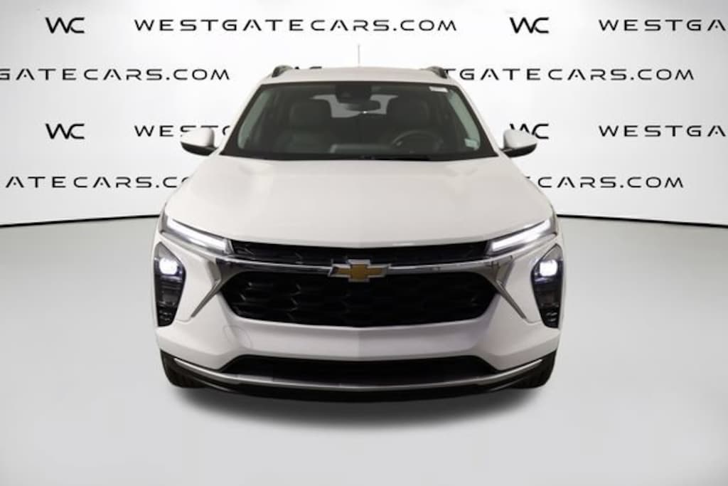 Used 2026 Chevrolet Trax LT SUV