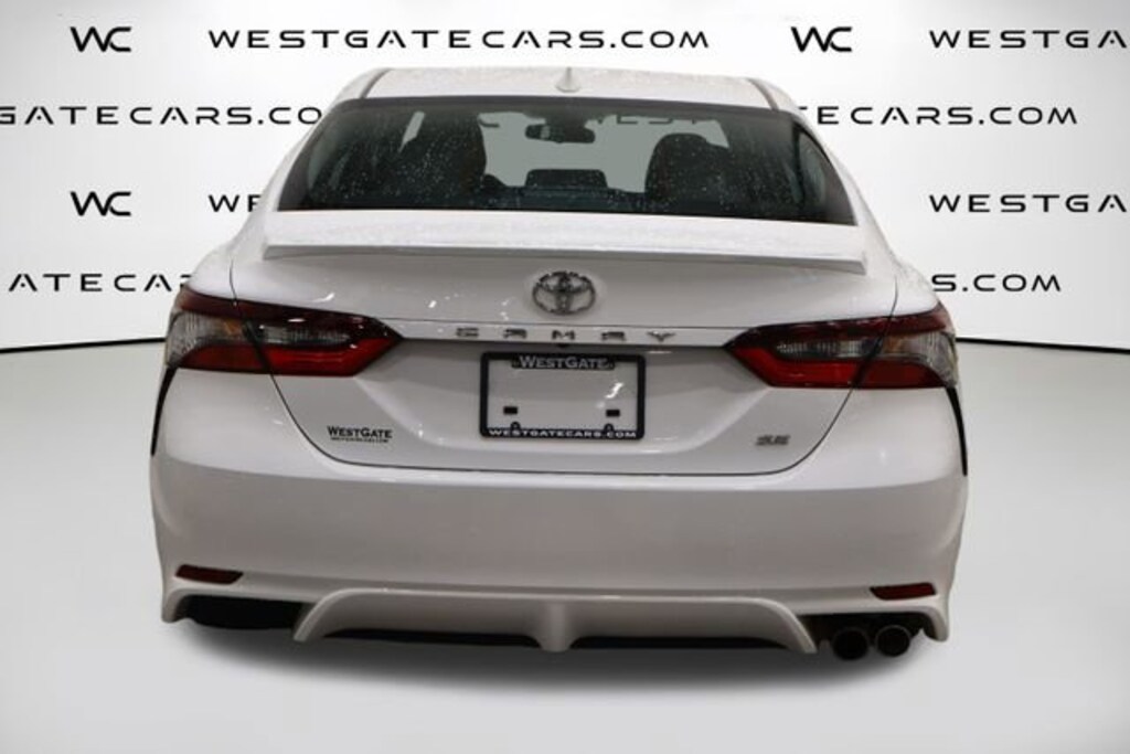 Used 2023 Toyota Camry SE