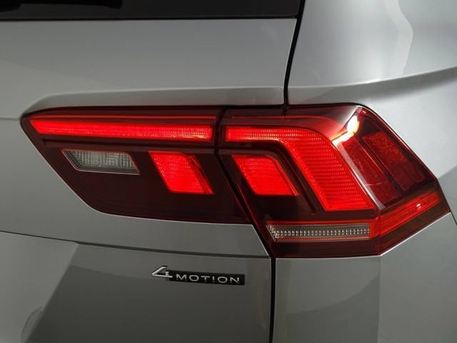 2024 Volkswagen Tiguan SE - Photo 44