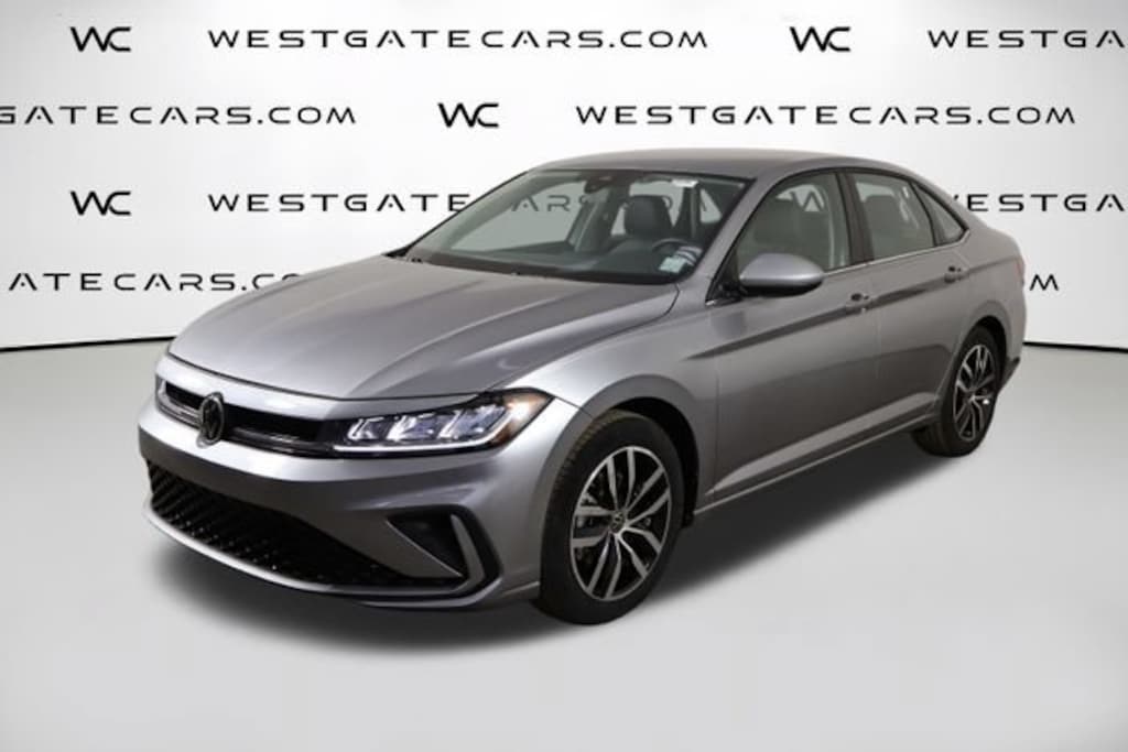 Used 2025 Volkswagen Jetta SE