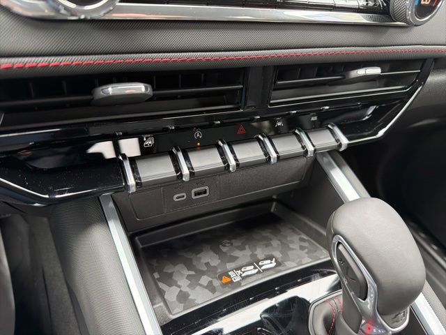 2026 Chevrolet Colorado Z71 - Photo 31