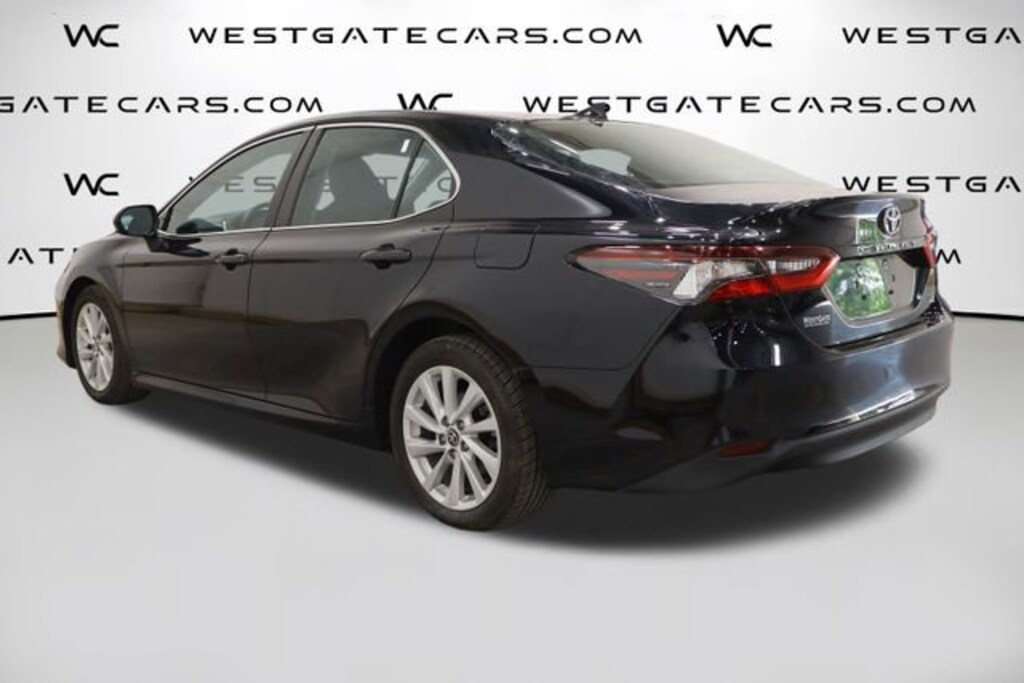 Used 2022 Toyota Camry LE