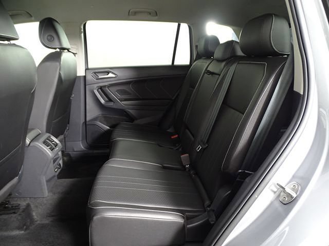 2024 Volkswagen Tiguan SE - Photo 11