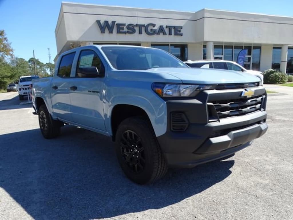 New 2025 Chevrolet Colorado WT/LT Truck