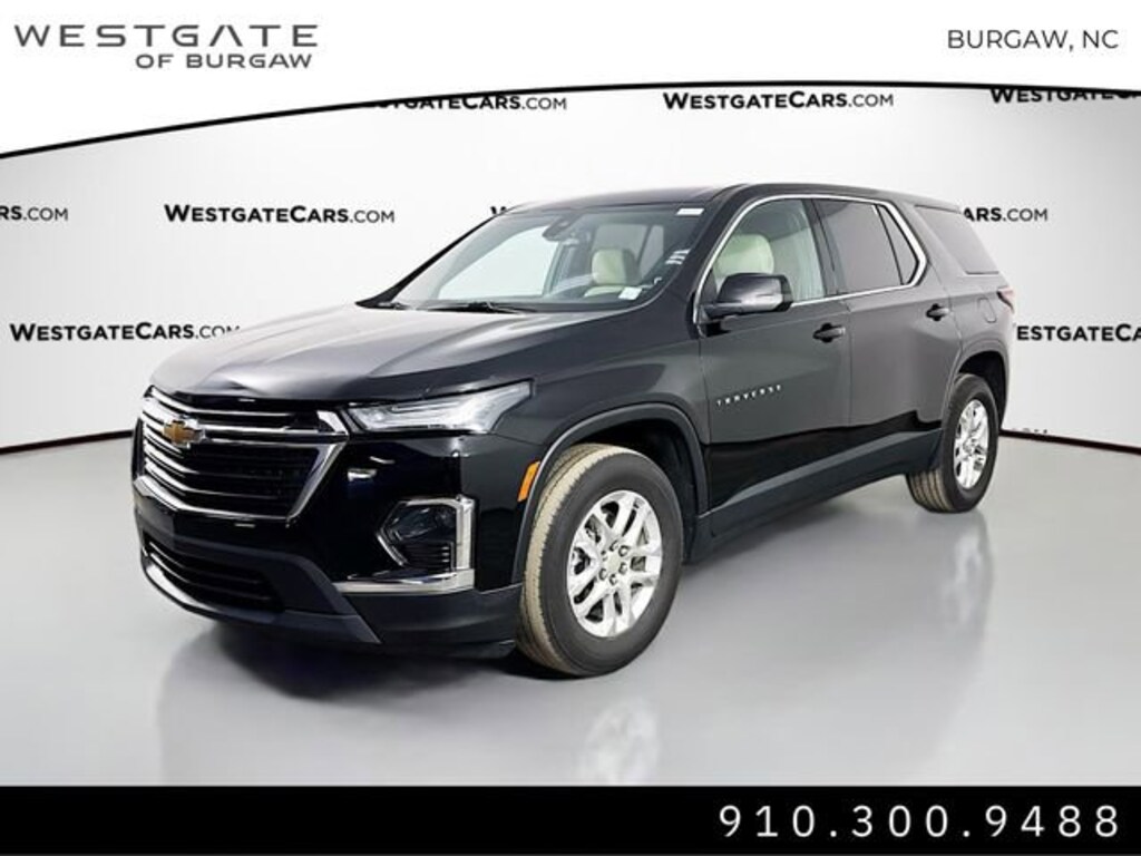 Used 2022 Chevrolet Traverse LS SUV