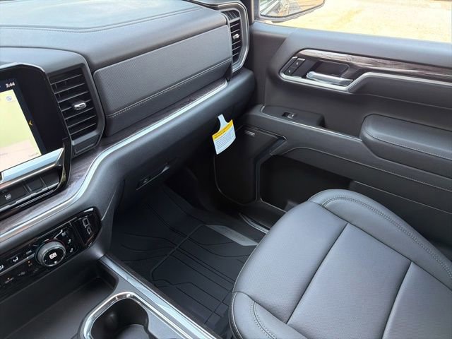 2026 Chevrolet Silverado 1500 LTZ - Photo 33