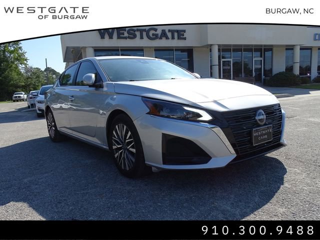 2023 Nissan Altima 2.5 SV photo 2