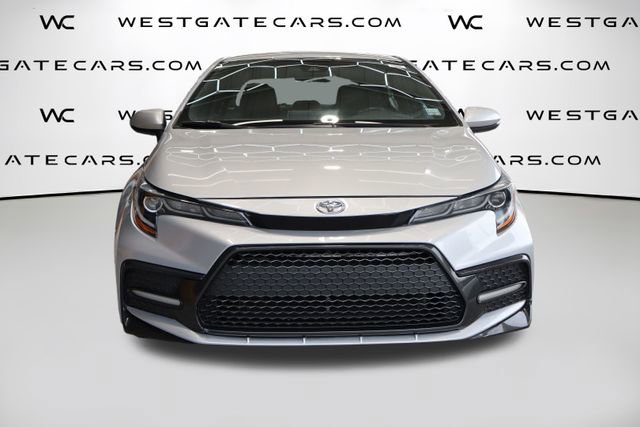 2020 Toyota Corolla SE photo 2