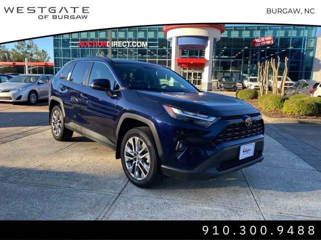 2022 Toyota RAV4 XLE Premium photo 2