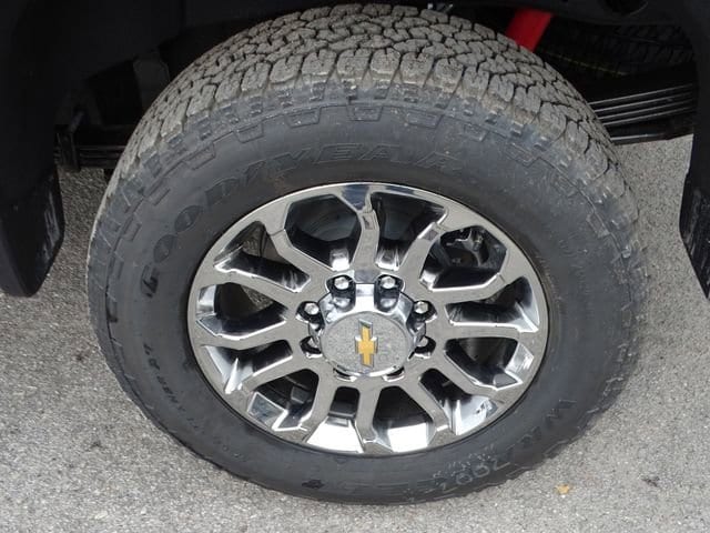 2026 Chevrolet Silverado 2500 HD LTZ - Photo 13