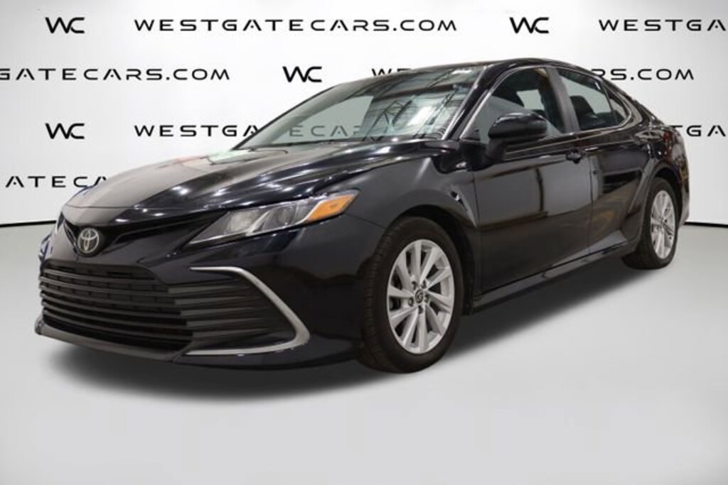 Used 2022 Toyota Camry LE