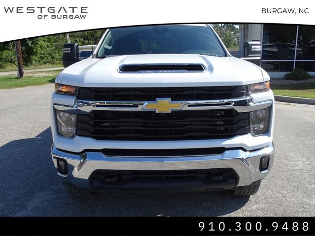 2024 Chevrolet Silverado 2500HD LT photo 3