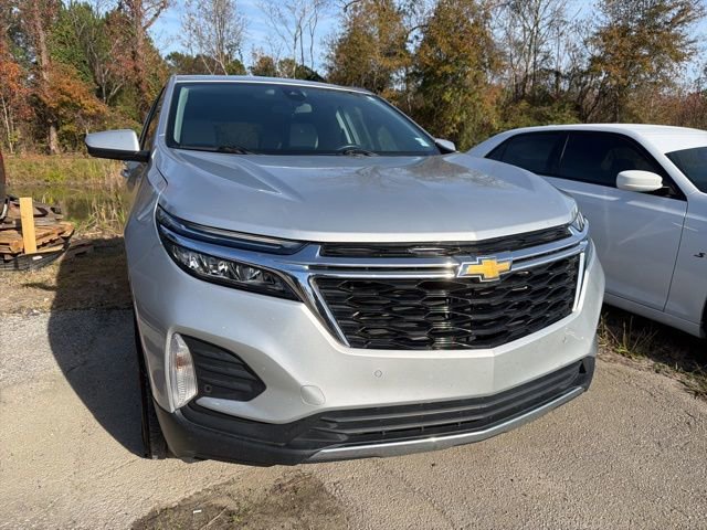 2022 Chevrolet Equinox LT photo 2