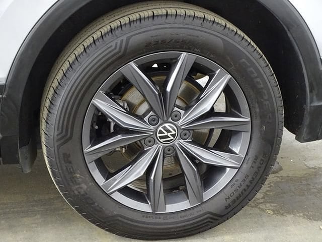 2024 Volkswagen Tiguan SE - Photo 41