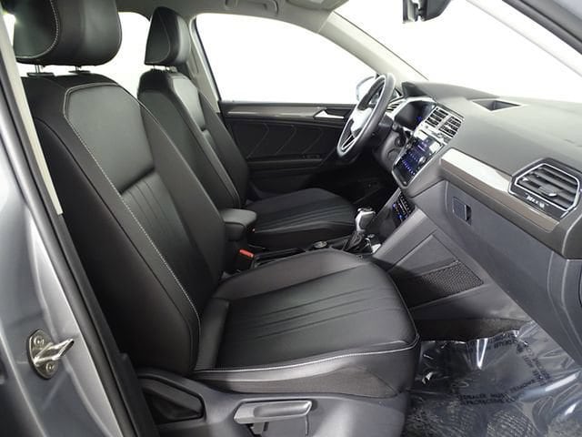 2024 Volkswagen Tiguan SE - Photo 14