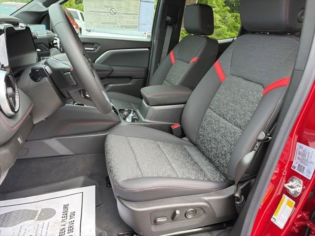 2026 Chevrolet Colorado Z71 - Photo 19