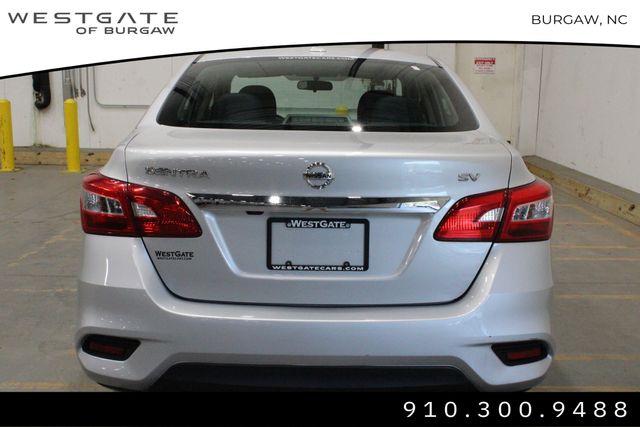 2019 Nissan Sentra SV photo 4