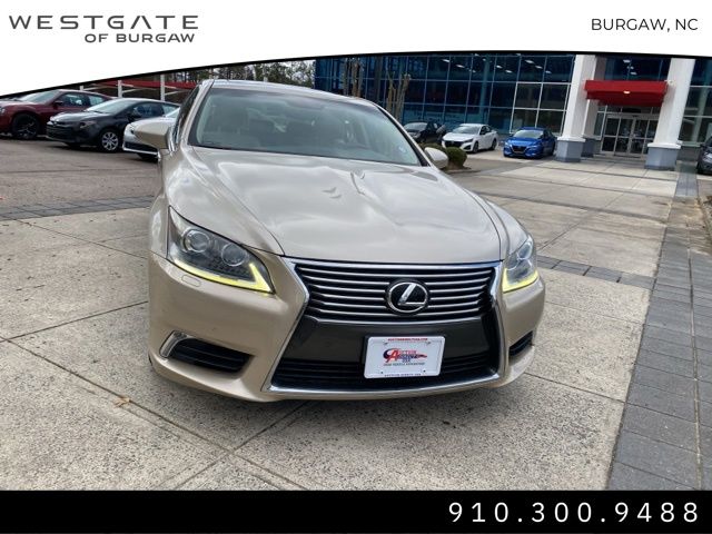 2014 Lexus LS 460 photo 3