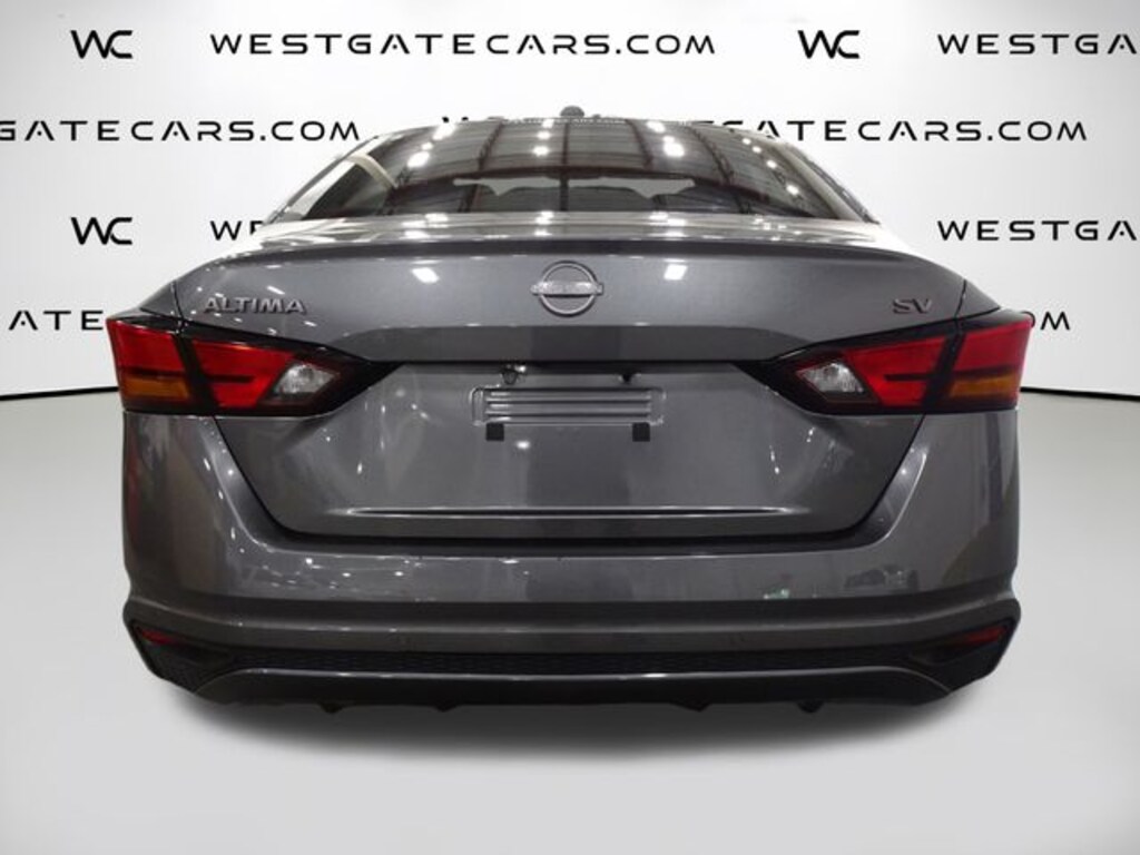 Used 2023 Nissan Altima 2.5 SV Sedan