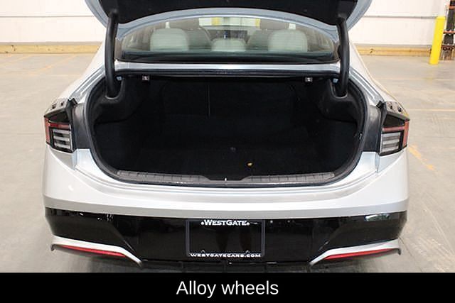 2024 Hyundai Sonata SEL - Photo 13