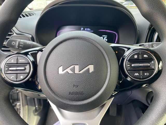 2023 Kia Soul S - Photo 29