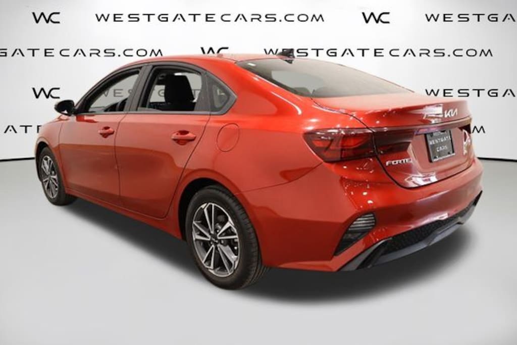 Used 2022 Kia Forte LXS Sedan