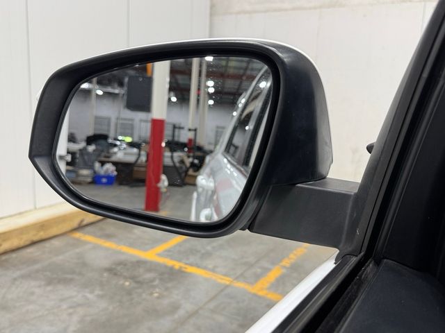 2019 Toyota 4Runner SR5 - Photo 38