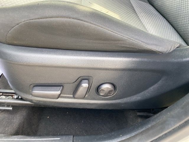 2023 Kia Soul S - Photo 23