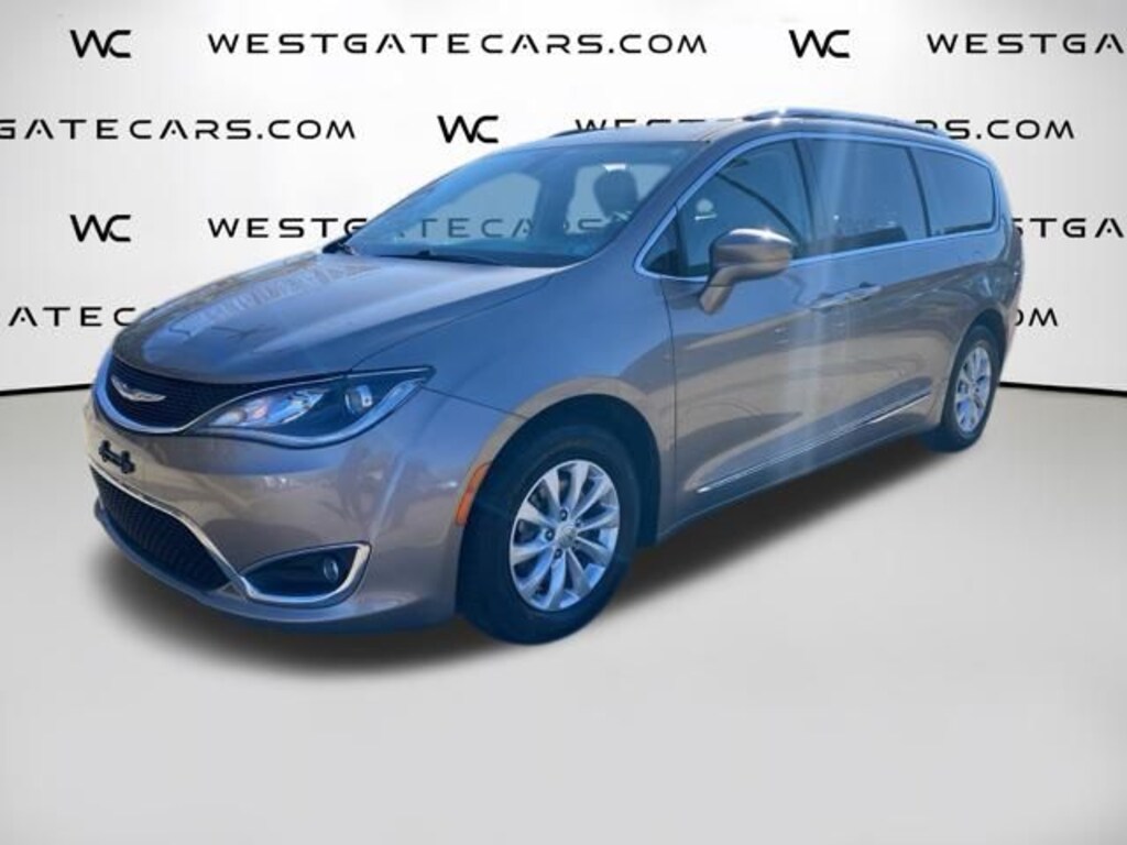 Used 2018 Chrysler Pacifica Touring L Plus Van