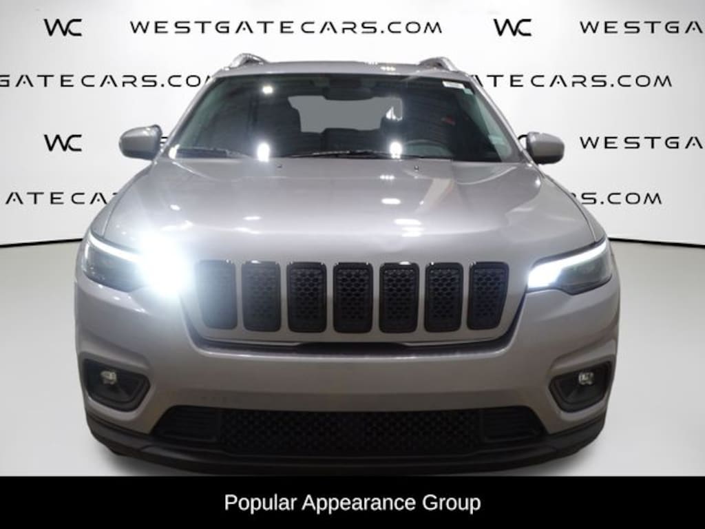 Used 2019 Jeep Cherokee Latitude FWD SUV