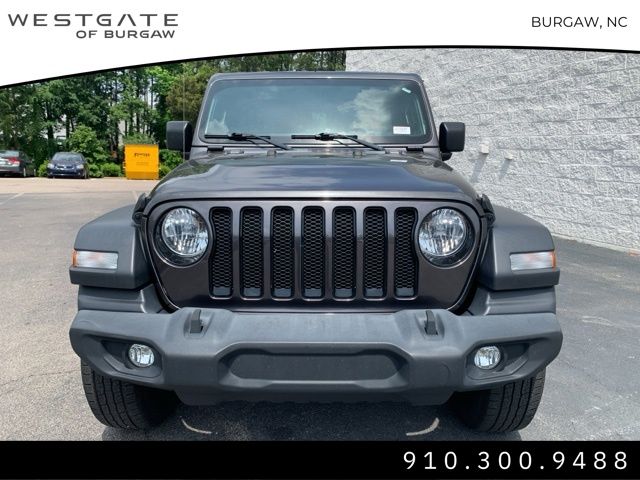 2020 Jeep Wrangler Unlimited Sport Altitude photo 2