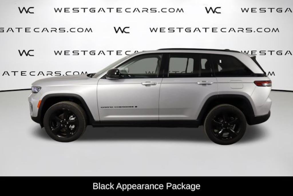 Used 2023 Jeep Grand Cherokee Limited SUV