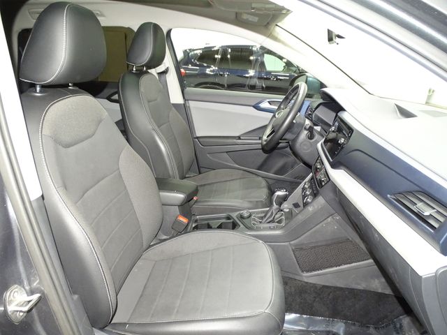 2022 Volkswagen Taos SE - Photo 16