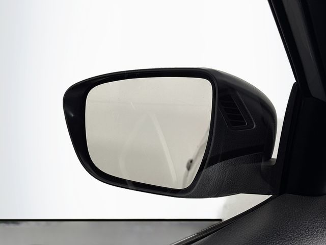 2016 Nissan Rogue S - Photo 34