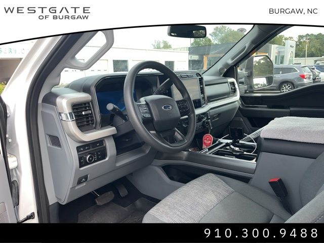 2023 Ford F-250 XLT photo 4