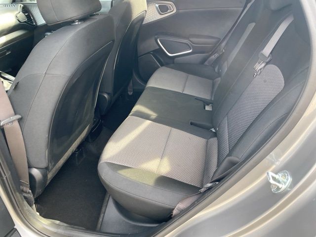 2023 Kia Soul S - Photo 20