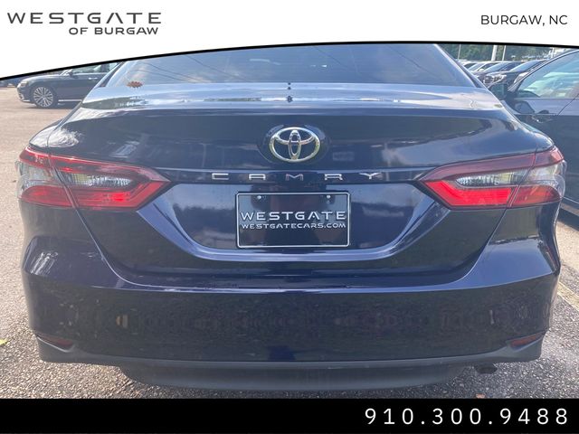 2022 Toyota Camry LE photo 4