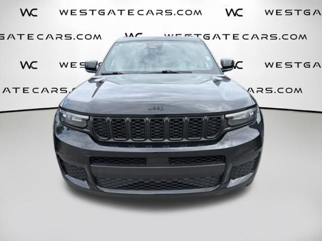 Used 2023 Jeep Grand Cherokee L Laredo SUV