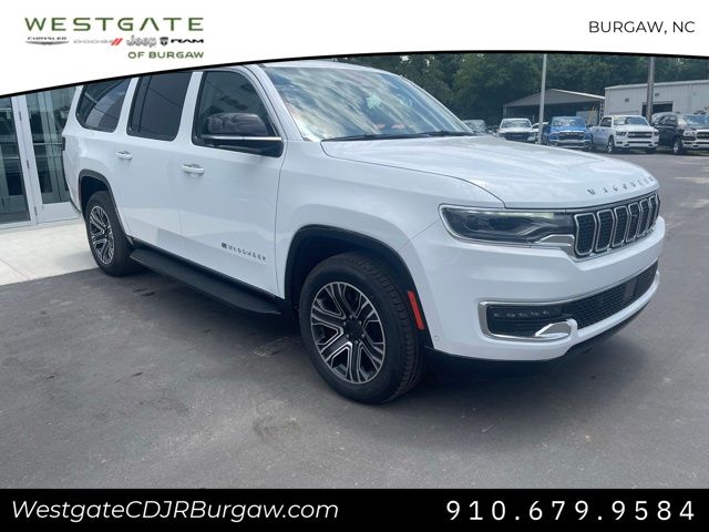 2024 Jeep Wagoneer L photo 2