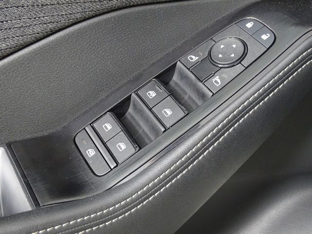 2023 Nissan Rogue SV - Photo 17