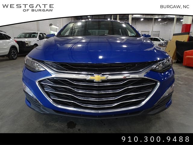 2023 Chevrolet Malibu 1LT photo 2