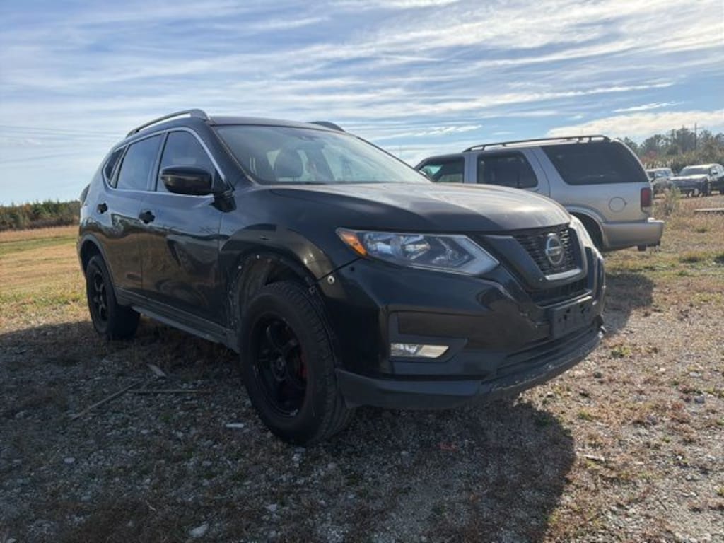 Used 2019 Nissan Rogue SV SUV