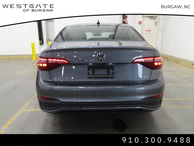 2024 Volkswagen Jetta 1.5T SE photo 4