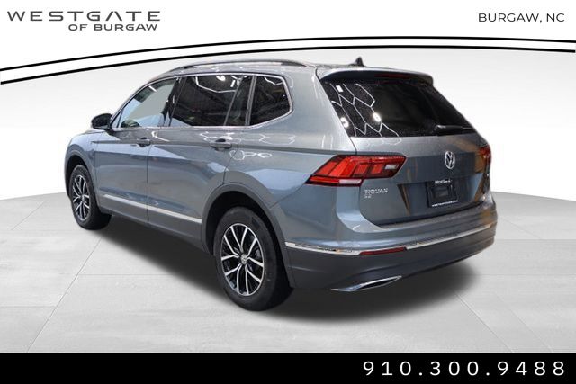 2021 Volkswagen Tiguan SE photo 2