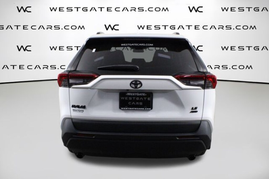Used 2020 Toyota RAV4 LE SUV